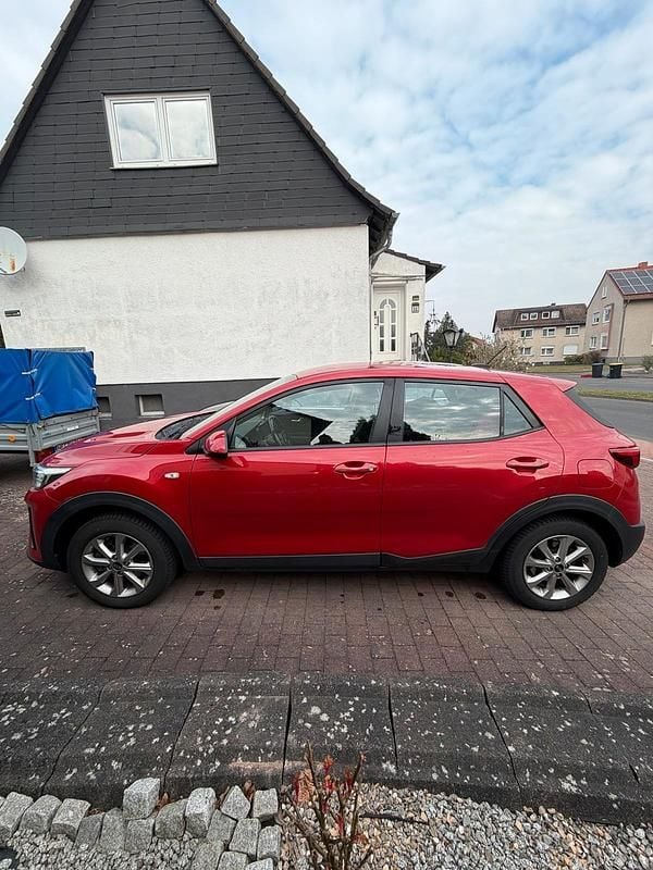 Gebraucht Kia Stonic 99 PS (72 kW) 2018 Rot SUV