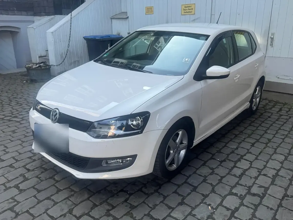 Käytetty VW Polo 75 HP (55 kW) 2011 Valkoinen Viistoperä