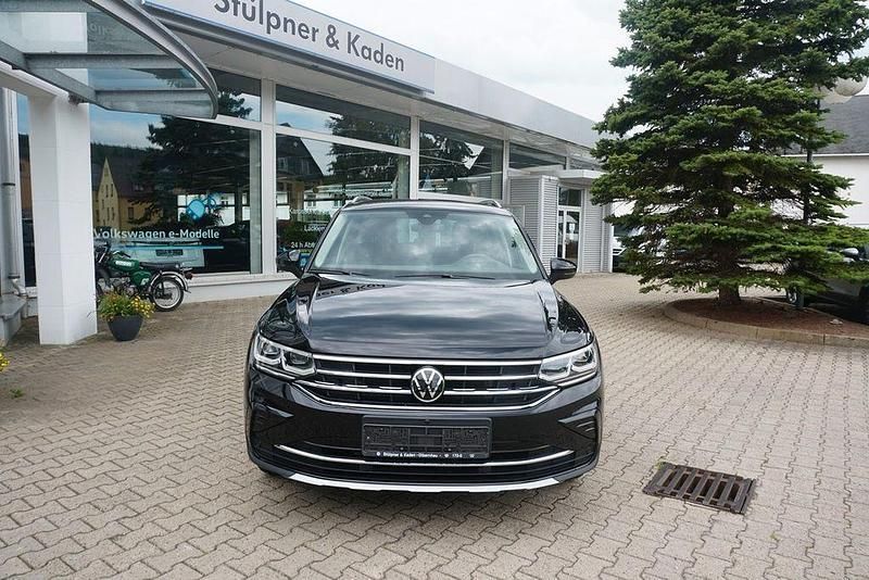Gebraucht VW Tiguan Elegance 150 PS (110 kW) 2022 Schwarz SUV