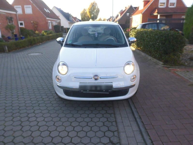 Weiß Gebraucht 2013 Fiat 500 Kleinwagen | 4.650 € (Guter Preis) - Bild 1/4