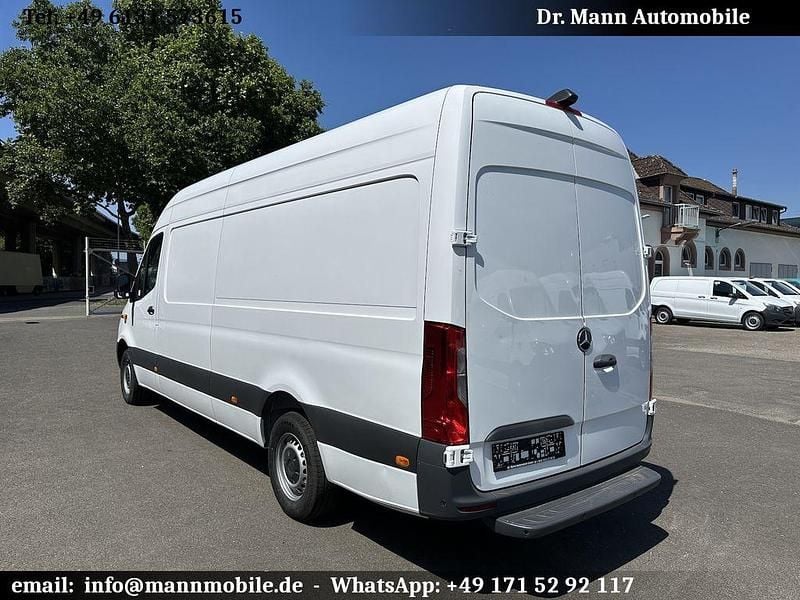 Arktikweiss Gebraucht 2022 Mercedes Sprinter Van | 28.560 € (Guter Preis) - Bild 1/4