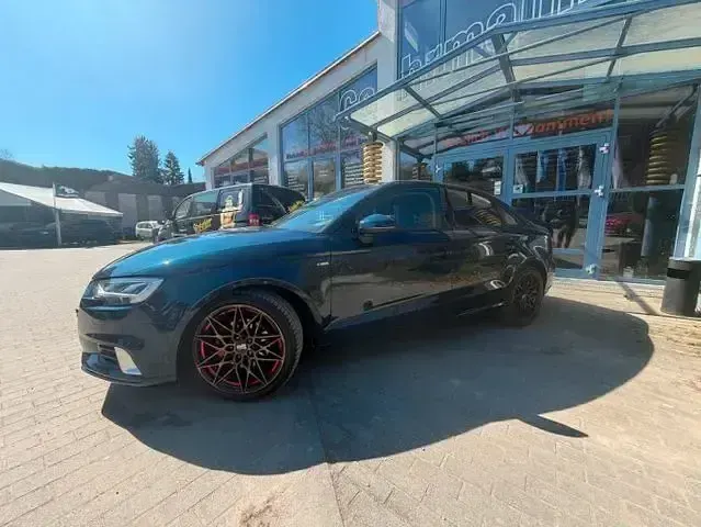 Używany Audi A3 S-Line 150 KM (110 kW) 2016 Niebieski Sedan/Limuzyna
