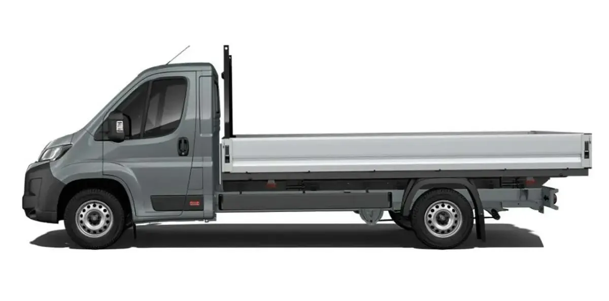 Neu Opel Movano 179 PS (131 kW) 2026 Thunder grau Van