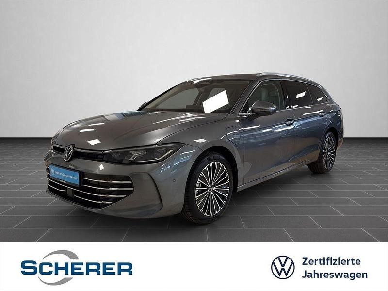 Diabasgrau metallic (metallic) Gebraucht 2025 VW Passat Elegance Kombi | 45.400 € (Superpreis) - Bild 1/3