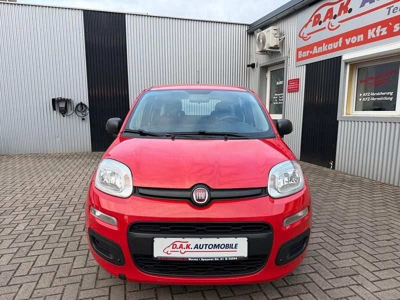 Gebraucht Fiat Panda Easy 69 PS (50 kW) 2019 Rot Kleinwagen