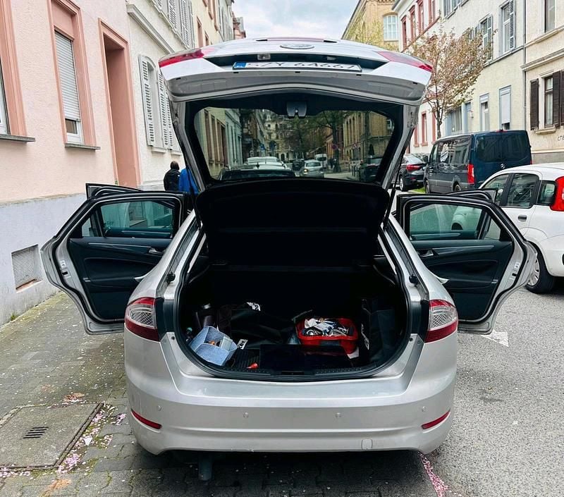 Gebraucht Ford Mondeo 2010 Grau Limousine