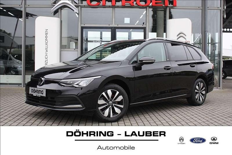Gebraucht VW Golf VIII Move 131 PS (96 kW) 2024 Deep black perleffekt Kombi