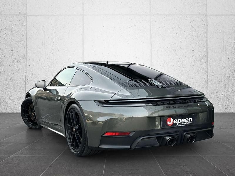 Neu Porsche 911 541 PS (397 kW) 2026 Grün Coupé