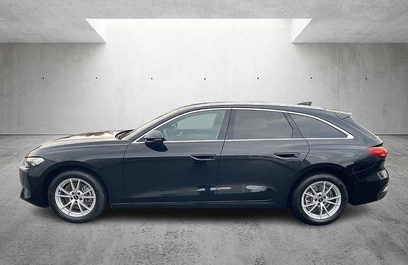 Second-hand Audi A5 Advanced 204 CP (150 kW) 2025 Negru Break