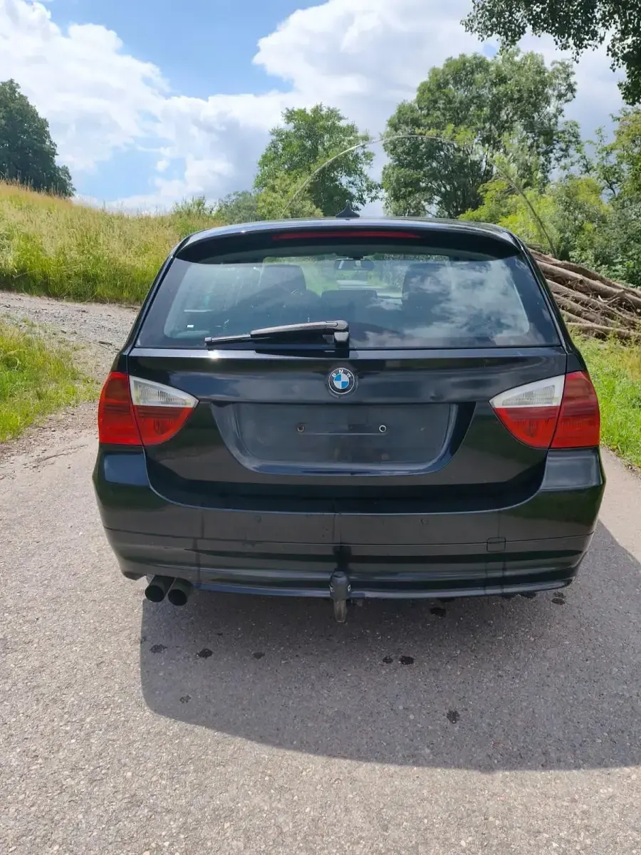 Gebraucht BMW 325 218 PS (160 kW) 2007 Schwarz Kombi