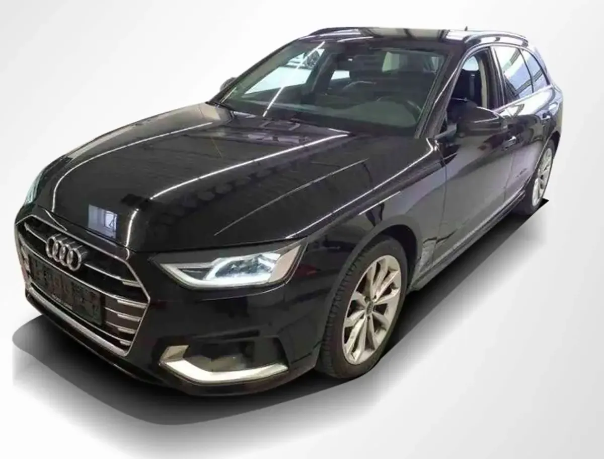 Second-hand Audi A4 Advanced Plus 204 CP (150 kW) 2023 Negru Break
