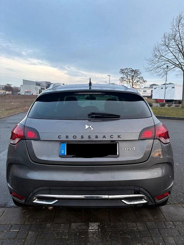 Gebraucht Citroën DS4 131 PS (96 kW) 2016 Grau Kleinwagen