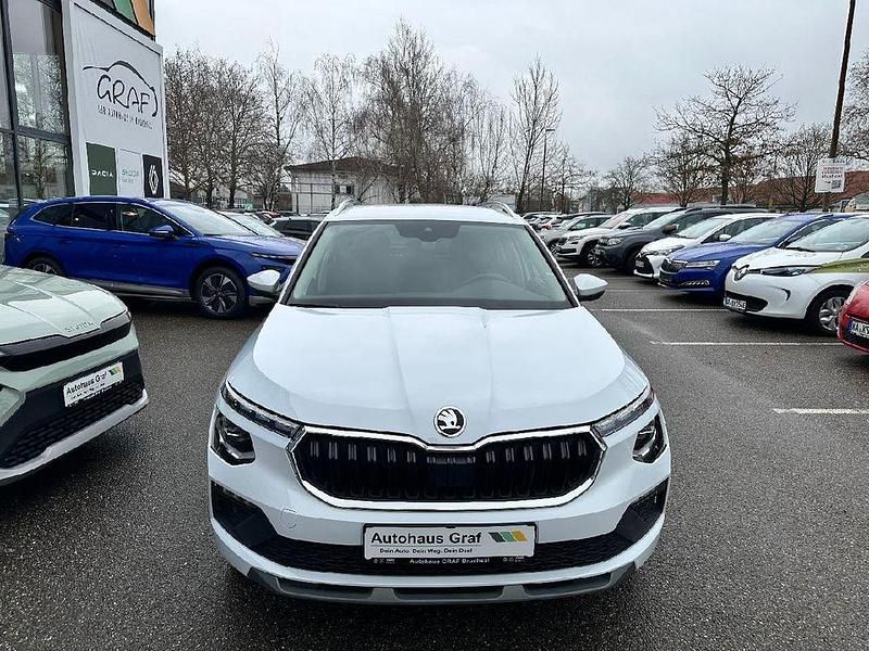 Gebraucht Skoda Kamiq Selection 116 PS (85 kW) 2025 Moonweiss metallic SUV