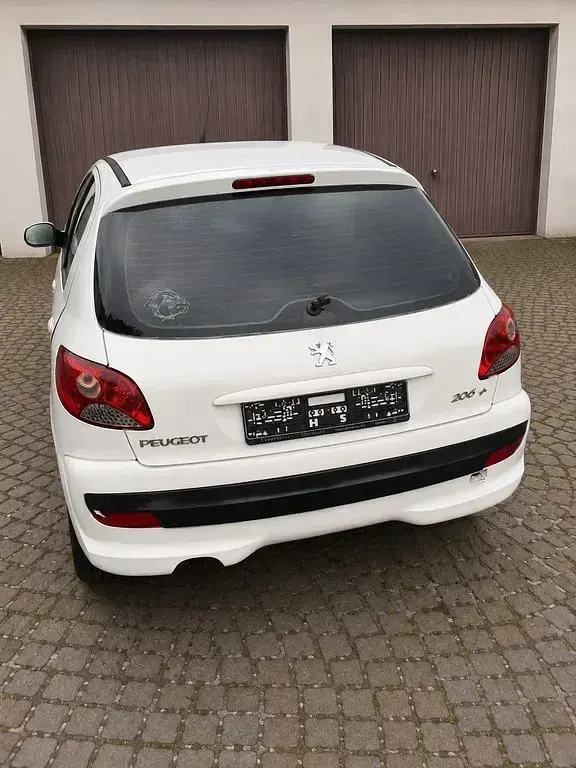 Gebraucht Peugeot 206 75 PS (55 kW) 2009 Weiß Limousine