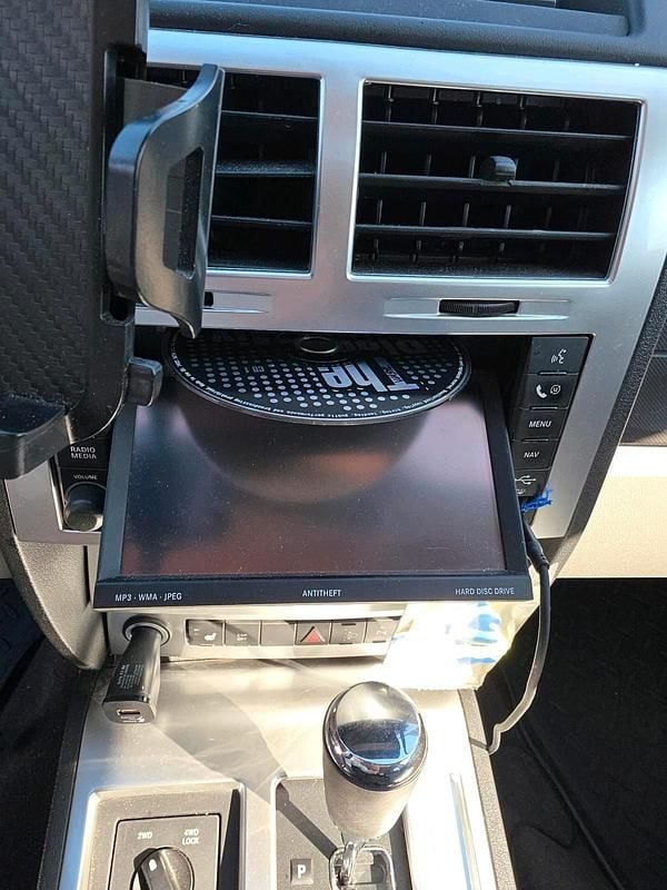 Gebraucht Dodge Nitro SXT 177 PS (130 kW) 2010 Schwarz SUV