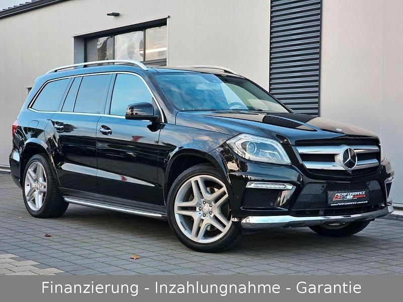 Schwarz Gebraucht 2013 Mercedes GL500 Exclusive SUV | 31.990 € (Fairer Preis) - Bild 1/4