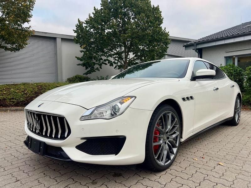 Gebraucht Maserati Quattroporte 409 PS (300 kW) 2017 Weiß Limousine