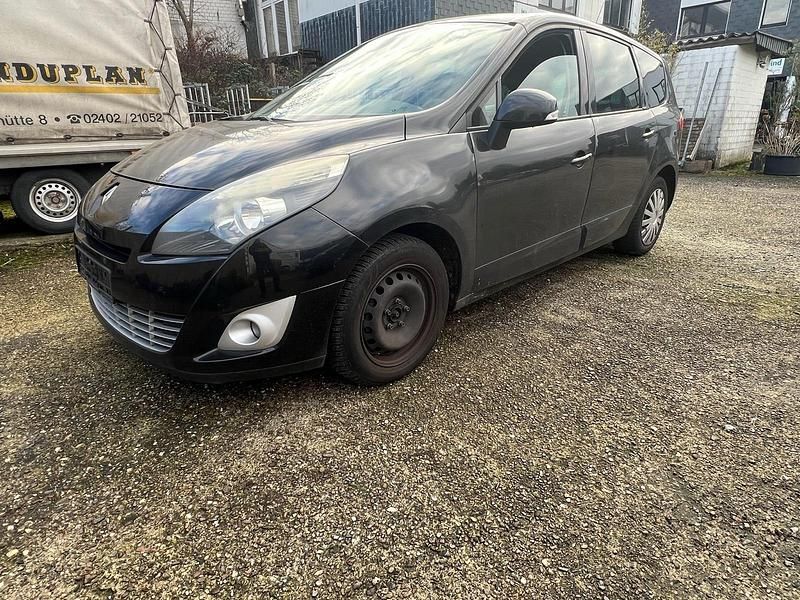 Schwarz Gebraucht 2009 Renault Scénic III Van / Kleinbus | 2.250 € (Guter Preis) - Bild 1/4