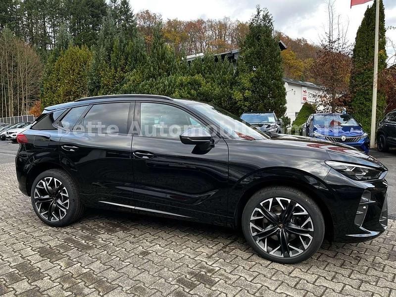 Neu Cupra Terramar VZ 265 PS (194 kW) 2025 Schwarz SUV