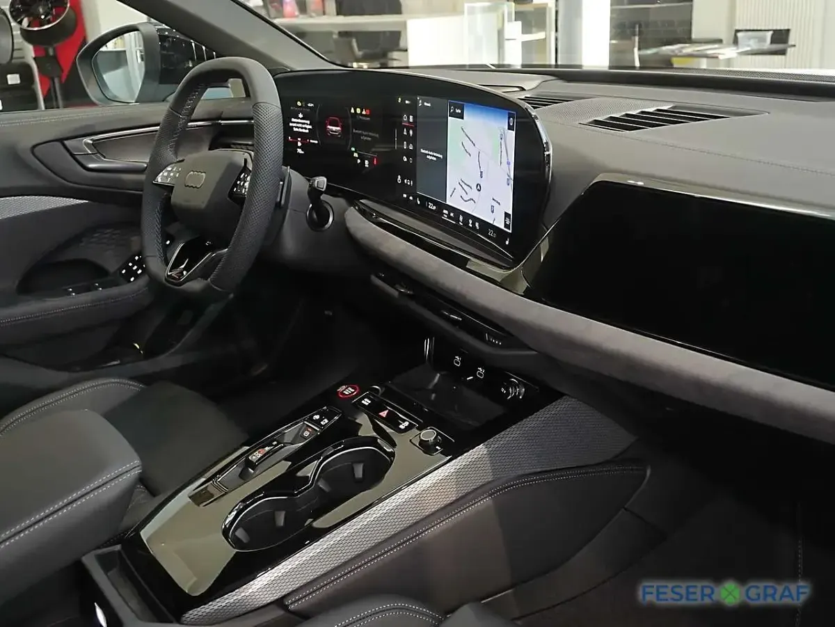 Gebraucht Audi A5 Ambiente 204 PS (150 kW) 2026 Gletscherweiß Kombi