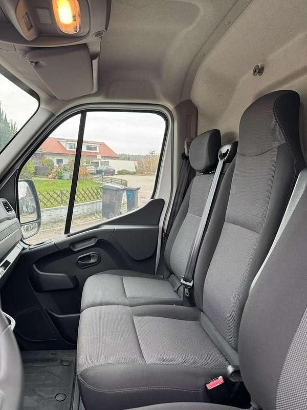 Gebraucht Renault Master 163 PS (119 kW) 2023 Van / Kleinbus