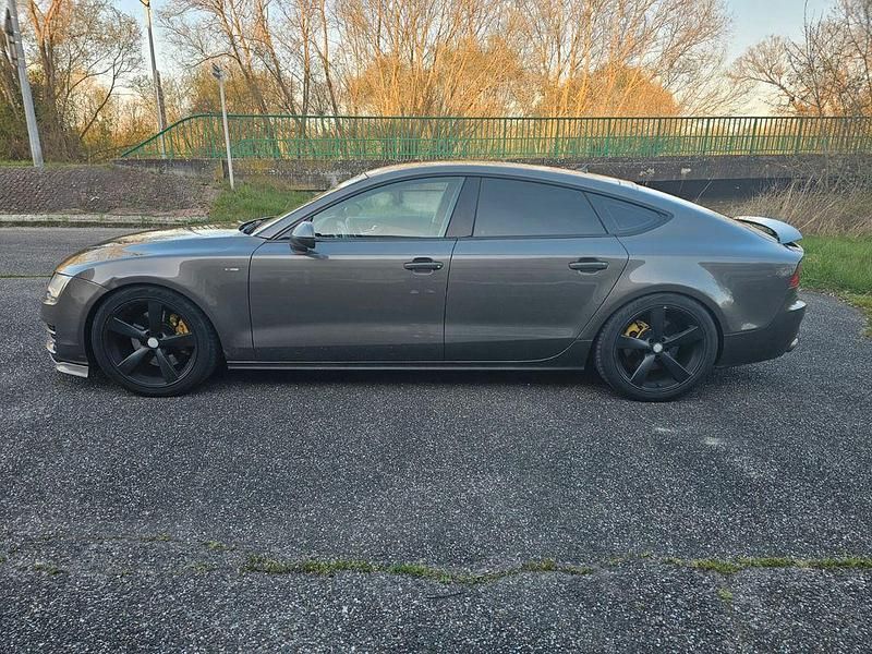 Gebraucht Audi A7 Sport 245 PS (180 kW) 2011 Braun Kleinwagen