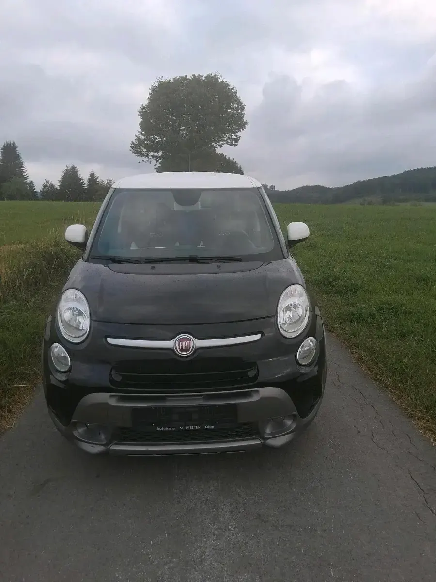 Gebraucht Fiat 500L Trekking 120 PS (88 kW) 2017 Schwarz Van / Kleinbus