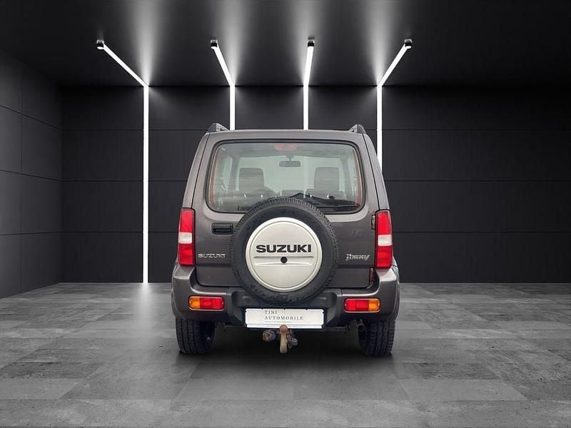 Gebraucht Suzuki Jimny Ranger 86 PS (63 kW) 2014 Grün SUV