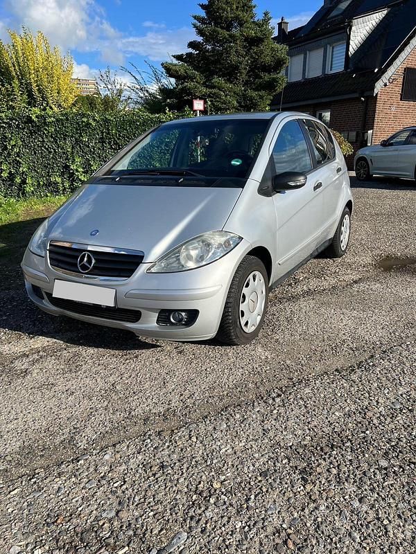 Gebraucht Mercedes A150 95 PS (69 kW) 2005 Silber Kleinwagen