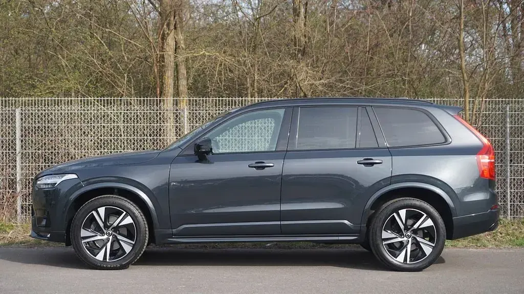 Second-hand Volvo XC90 R-Design 235 CP (172 kW) 2022 Gri SUV