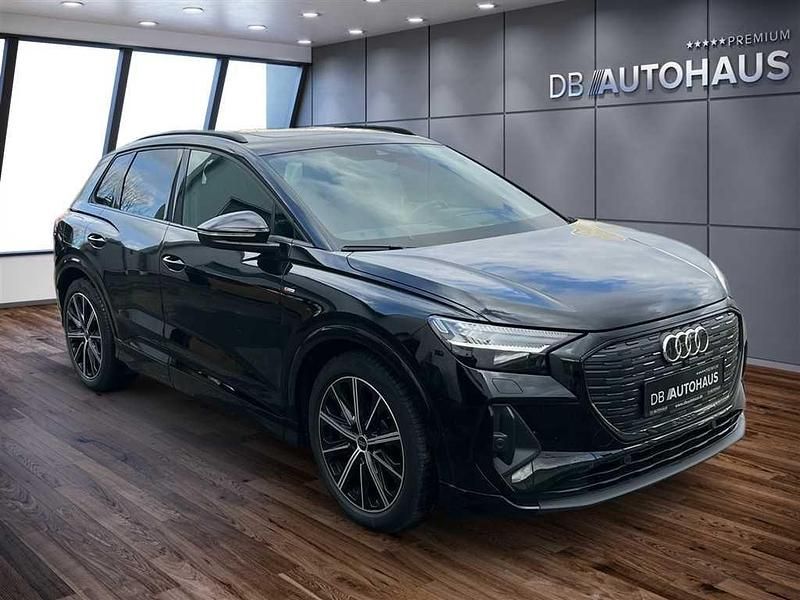 Gebraucht Audi Q4 e-tron Ambiente 194 kW (265 PS) 2023 Schwarz SUV