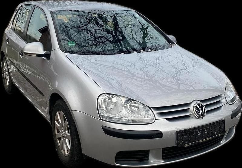 Gebraucht VW Golf IV 116 PS (85 kW) 2005 Silber Limousine