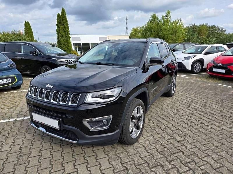 Schwarz Gebraucht 2018 Jeep Compass Limited SUV | 19.095 € (Fairer Preis) - Bild 1/4