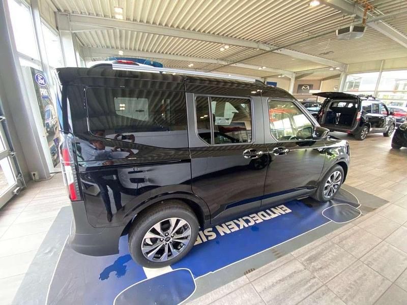 Neu Ford Tourneo Courier Titanium 125 PS (91 kW) 2025 Schwarz Van / Kleinbus