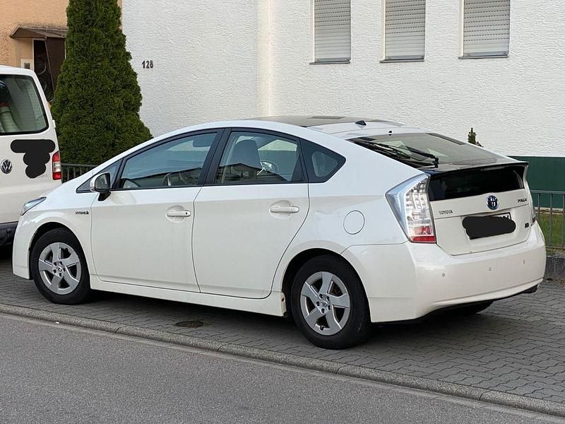 Weiß Gebraucht 2010 Toyota Prius Kleinwagen | 6.600 € (Fairer Preis) - Bild 1/4