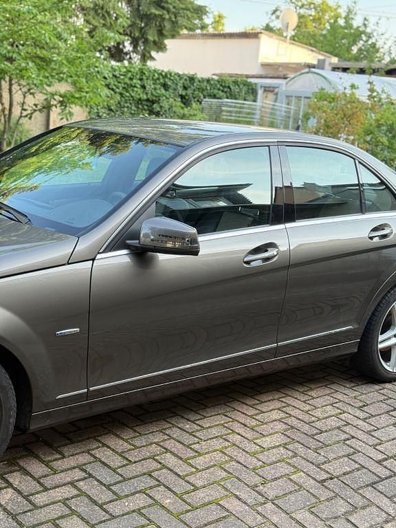 Gebraucht Mercedes C180 156 PS (114 kW) 2010 Grau Limousine