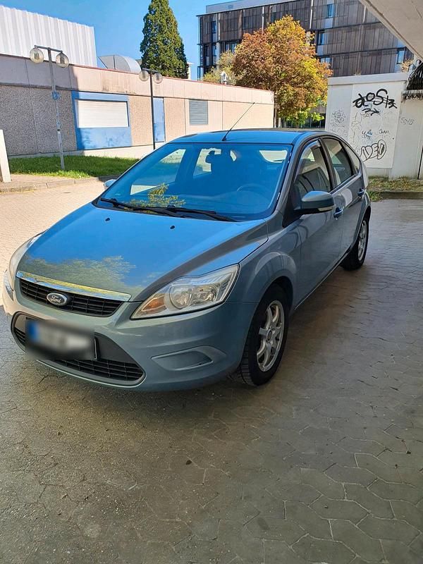 Używany Ford Focus 100 KM (73 kW) 2008 Niebieski Sedan/Limuzyna