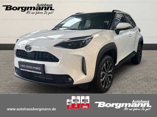 Weiss Neu 2025 Toyota Yaris Cross SUV | 31.495 € (Etwas zu teuer) - Bild 1/4
