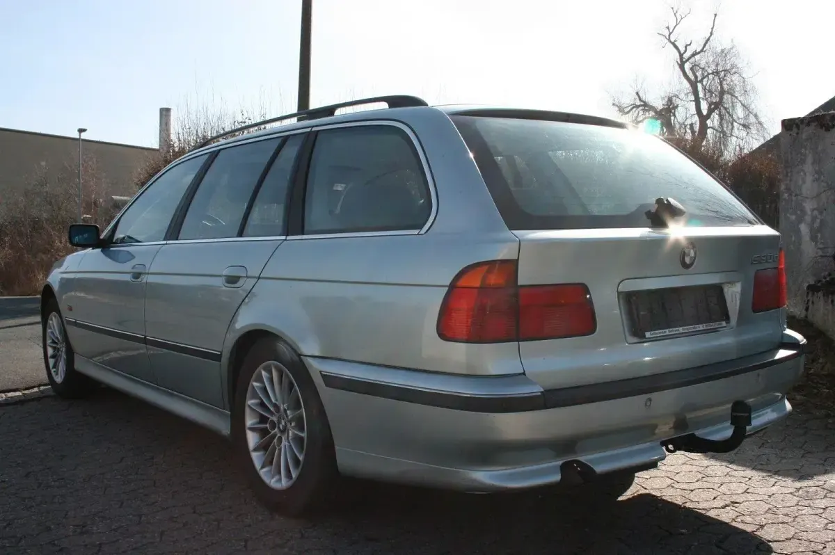 Brugt BMW 530 184 HK (135 kW) 2000 Grøn Stationcar