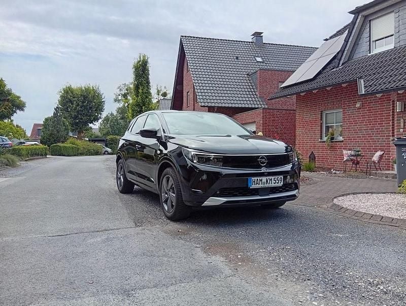 Schwarz Gebraucht 2023 Opel Grandland X Elegance SUV | 22.300 € (Superpreis) - Bild 1/4