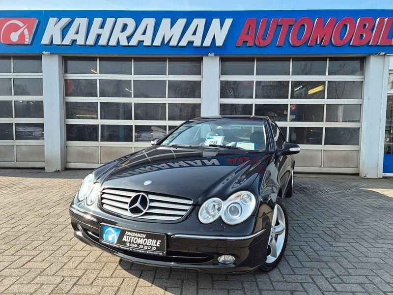 Gebraucht Mercedes CLK320 Elegance 218 PS (160 kW) 2003 Schwarz Coupé