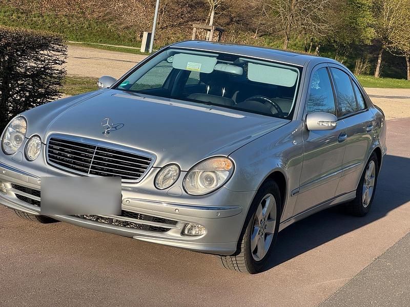 Gebraucht Mercedes E280 231 PS (169 kW) 2005 Grau Limousine