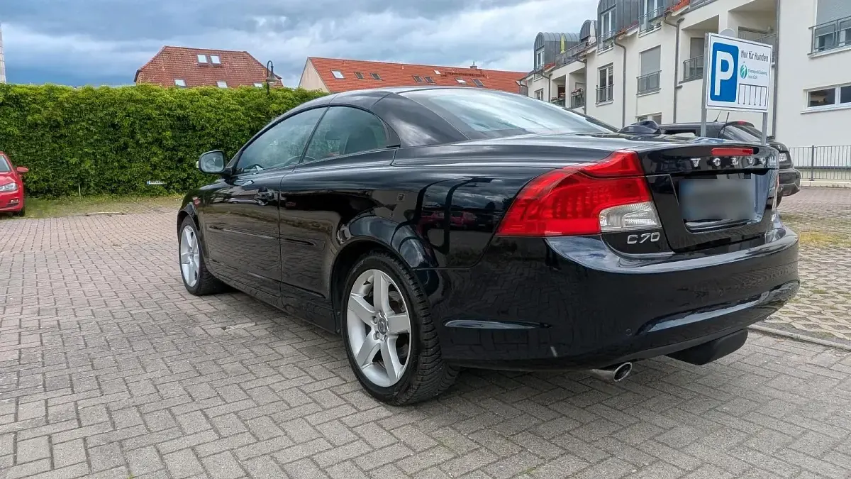 Gebraucht Volvo C70 150 PS (110 kW) 2011 Blau Cabrio
