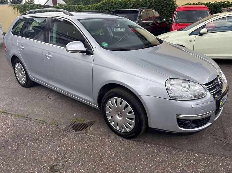 Silber Gebraucht 2008 VW Golf VI Comfortline Kombi | 3.800 € (Guter Preis) - Bild 1/4