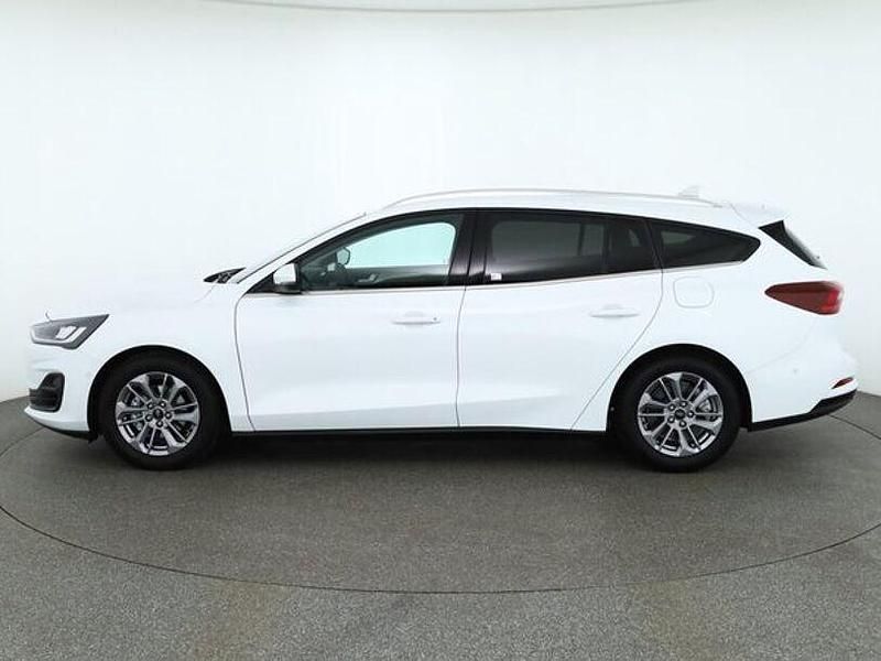 Gebraucht Ford Focus Titanium X 120 PS (88 kW) 2023 Frostweiss Kombi