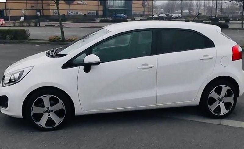 Gebraucht Kia Rio DREAM-TEAM Edition 109 PS (80 kW) 2012 Weiß Limousine