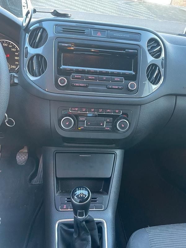 Gebraucht VW Tiguan Trendline 110 PS (80 kW) 2011 Braun SUV