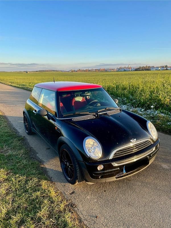Gebraucht Mini ONE 90 PS (66 kW) 2001 Schwarz Kleinwagen