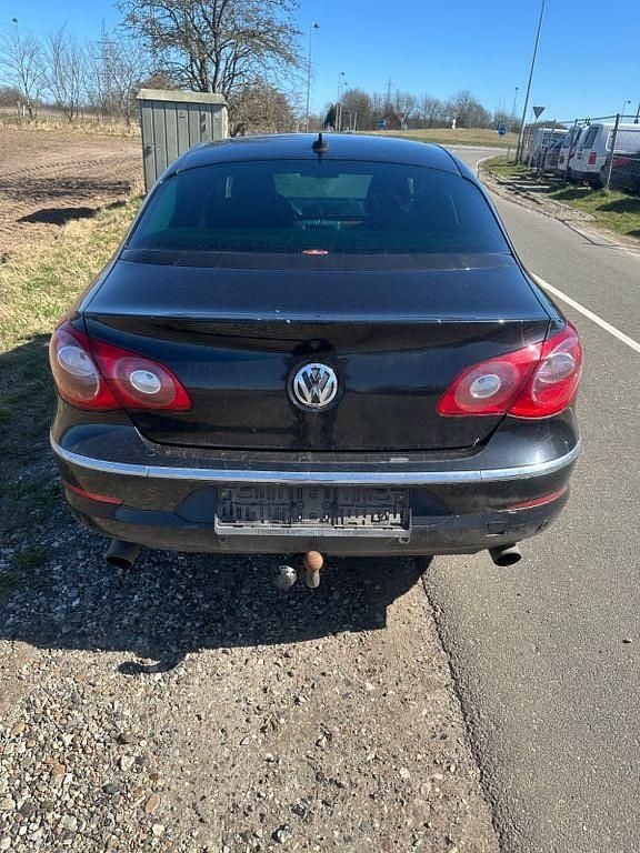 Gebraucht VW Passat 299 PS (219 kW) 2009 Schwarz Limousine