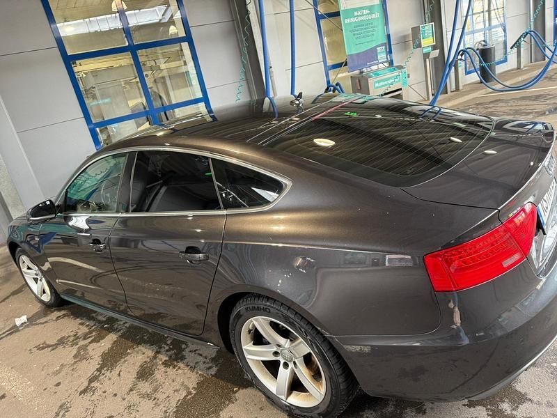 Gebraucht Audi A5 S-Line 177 PS (130 kW) 2014 Andere farben Coupé